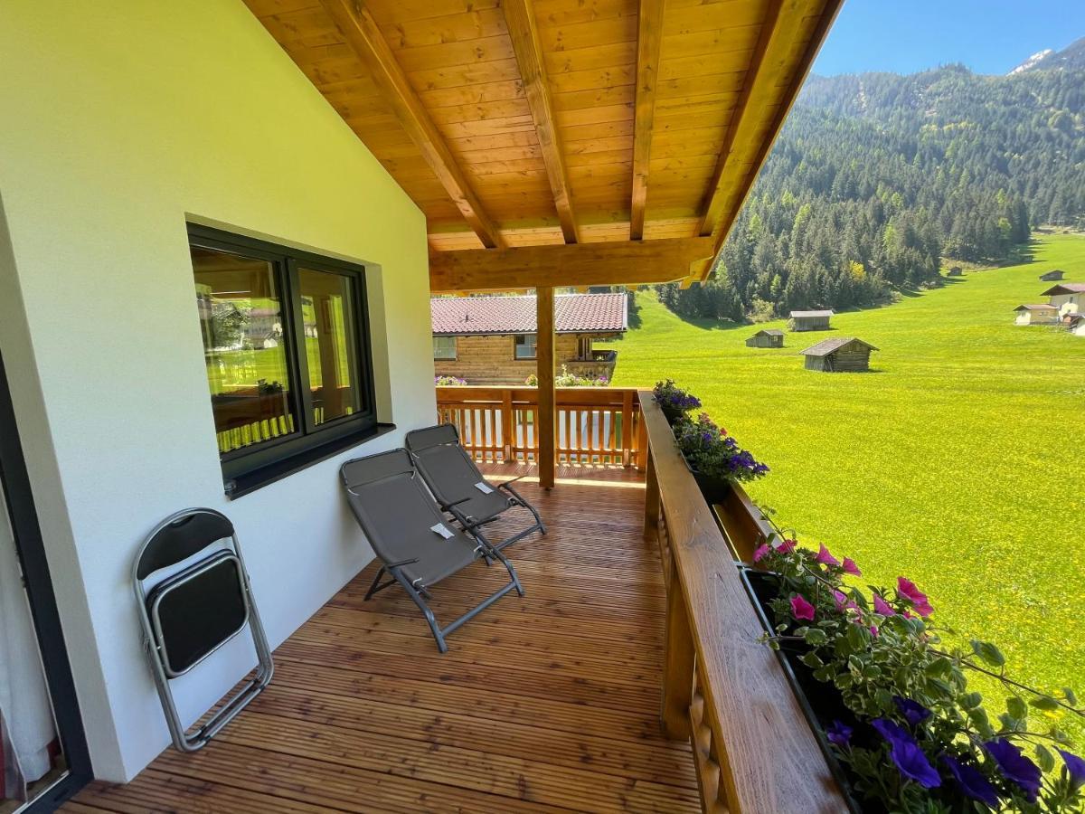 Haus Blickfang Lägenhet Neustift im Stubaital Exteriör bild