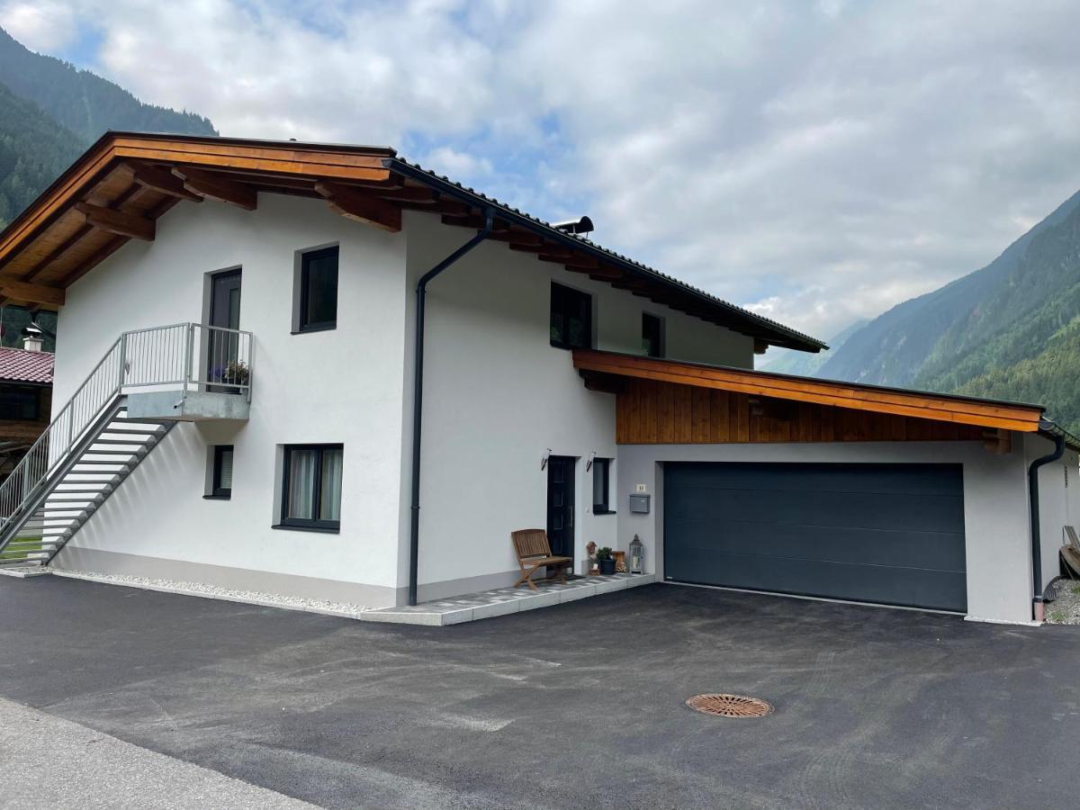 Haus Blickfang Lägenhet Neustift im Stubaital Exteriör bild