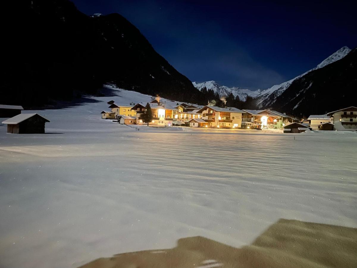 Haus Blickfang Lägenhet Neustift im Stubaital Exteriör bild