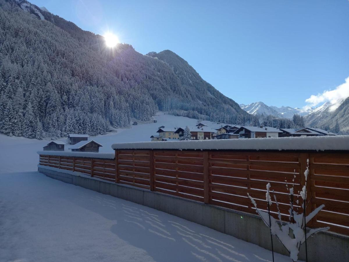 Haus Blickfang Lägenhet Neustift im Stubaital Exteriör bild