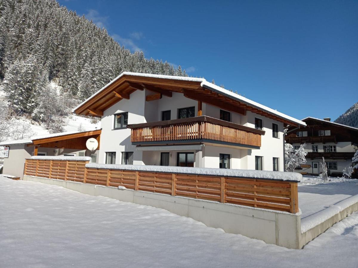 Haus Blickfang Lägenhet Neustift im Stubaital Exteriör bild